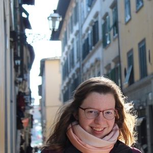 Meet your Posher, Abigail